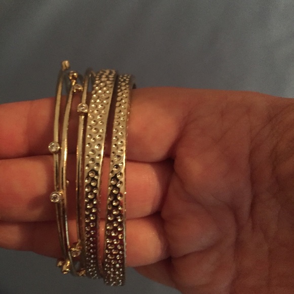 Kendra Scott Jewelry - Kendra Scott gold bracelet set